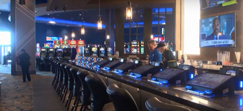 Seven Clans Casino bar